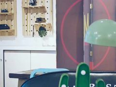 -怪兽咖啡 Monster Cafe