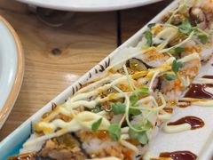 -青瓦餐厅·生鱼片·韩园烤肉(西塔店)