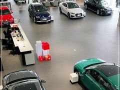 -上海冠松华奥奥迪4S店(张江店)