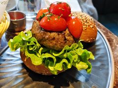 芝心牛肉汉堡-Let'sBURGERplus·非常创意汉堡(三里屯店)