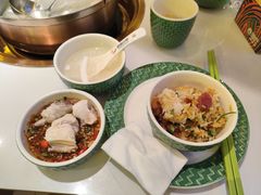 -润园四季椰子鸡火锅(卓越INTOWN店)