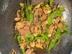 -费大厨辣椒炒肉(万家丽一店)