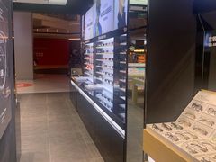 -LOHO眼镜(上海晶耀前滩商场店)