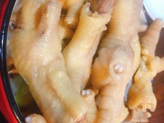 -虾弄弄海派小龙虾·牛羊蝎子火锅