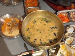 -围炉肉舍•炭烤活鳗•丹东海鲜烤肉(步行街店)