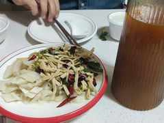 -鲁南仔·滕州炒鸡(经三路店)