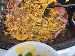 -曹丞相·地锅鸡·地锅鱼(武林店)