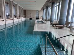 -成都华尔道夫酒店游泳池