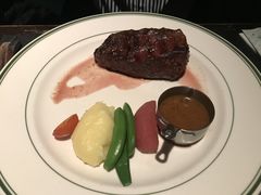 -食间牛排(重庆路万达店)
