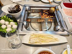 -海底捞火锅(让胡路万达店)