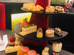 -Salon de The de Joel Robuchon(外滩18号店)
