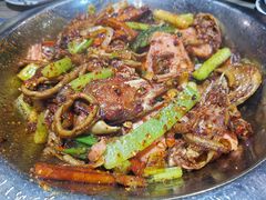 -嘎嘎鸭下巴·爆辣干锅(女人街店)