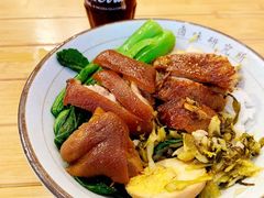 狮头鹅肉拼猪手饭-狮头牌卤味研究所·卤味饭(花城汇南区店)