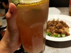 玫瑰荔枝气泡茶-必胜客(东营万达店)