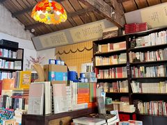 -荒岛书店(黄县路店)