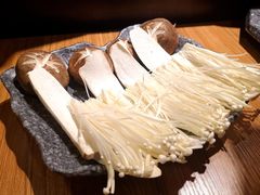 菌菇拼盘-万兴佳烤肉·长白山老味道(东岸里店)