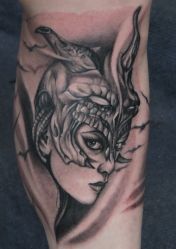 -TATTOO FAMILY刺青纹身工作室
