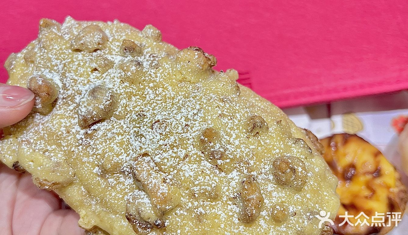 ✨开到家门口了!我钟爱的菠萝包🥯