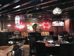 大堂-日进一片海.生腌海鲜火锅.宵夜烧烤(三里屯总店)