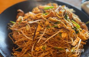 Stove Workshop Signature Stir-Fried Hanging Noodles