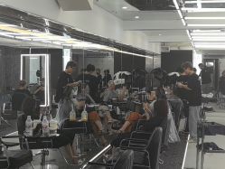 -厘里·salon