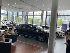 -杭州中升之星奔驰4S店(滨江店)