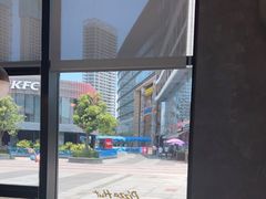 -必胜客(武汉欢乐谷店)