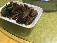 -正宗鸡饭粤香酒家(朱村店)