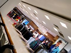 -百盛(中山路店)