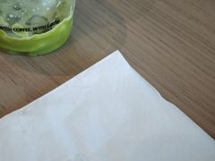 -抱抱地球咖啡馆(国家海洋博物馆店)