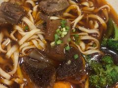 -康师傅私房牛肉面(马泉营奥莱店)