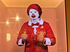 -麦当劳(龙洞店)