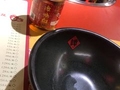 餐具摆设-谭鸭血老火锅(龙湖宝山天街店)