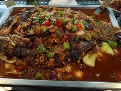 -鸣记脆皮烤鱼·海鲜烤鱼(三八广场店)