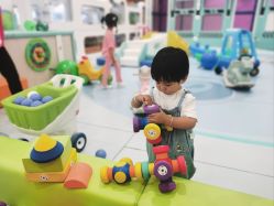 -孩子王童乐园(唐山万达广场店)