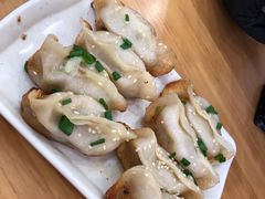 -小姜锅贴(凤凰街店)