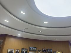 -雅悦齿科(顾村公园店)