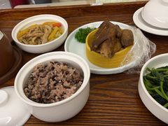 -雪梅月子中心(华侨城店)