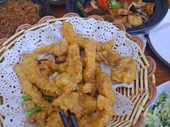 -胡子饮食店