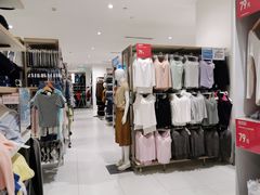 -优衣库(珠海华发商都店)