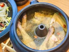 云南经典汽锅鸡-云海肴·汽锅鸡·云南菜(苏州中心店)