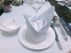 -红鼎豆捞·非遗鲍皇汤火锅(宝丰路店)