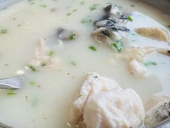 -雪湖煜辰鱼头老店(雪野湖店)