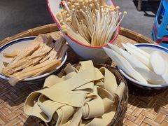 -袁山山重庆火锅(丈八北路店)