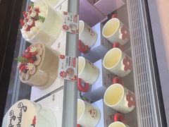 -花花卷卷·鲜食蛋糕(静安久光百货店)