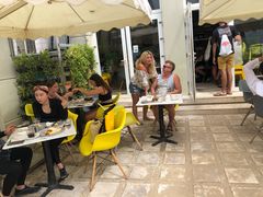 -The Sunny Side Cafe Station 1