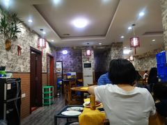 -濠轩阁特色生蚝火锅(水湾路店)