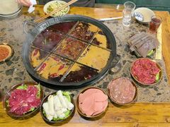 -正南齊北重庆老火锅(光华村直营店)