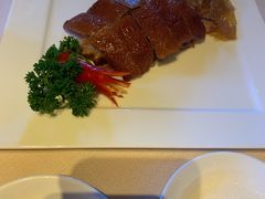 乳猪-丽思卡尔顿酒店-天泰轩中餐厅(大沽北路店)