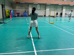 -莘城学校羽毛球馆